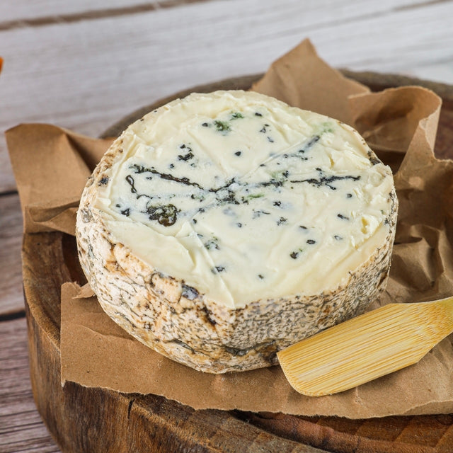 Queijo Gorgonzola Duplo Creme - Peça inteira (700g)